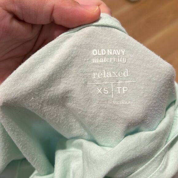 Old Navy maternity cotton tanks XS - Picture 5 of 5